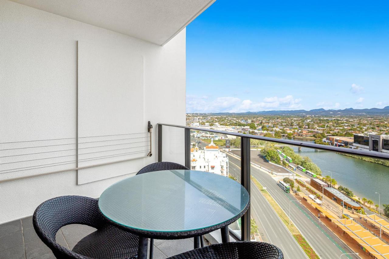 Sierra Grand Broadbeach - Self Contained & Privately Managed Apartments Gold Coast Exterior foto