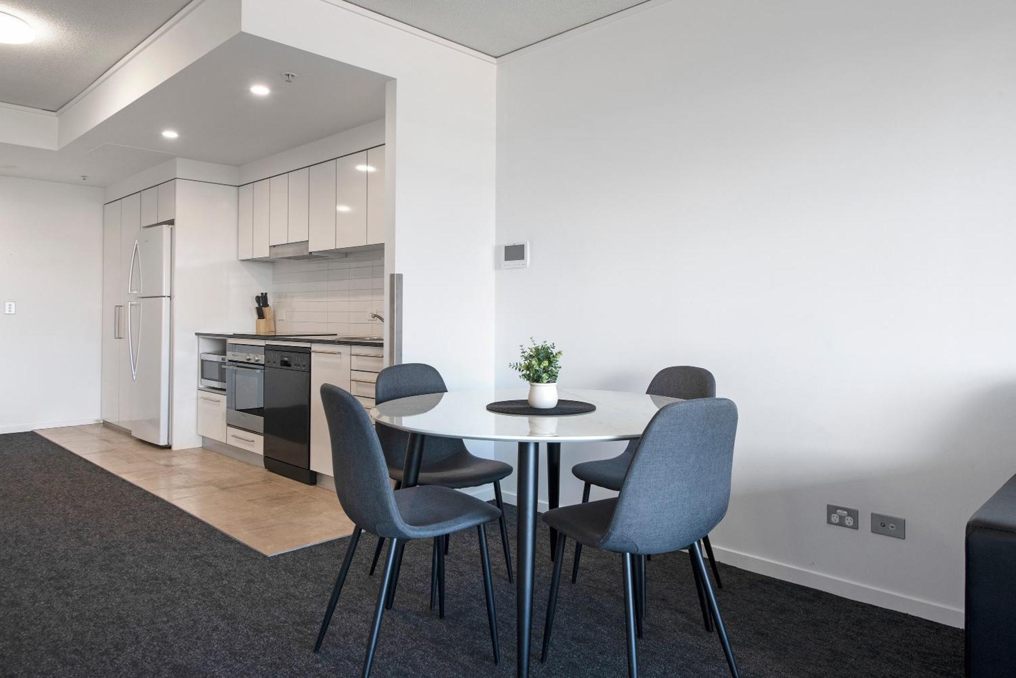 Sierra Grand Broadbeach - Self Contained & Privately Managed Apartments Gold Coast Exterior foto